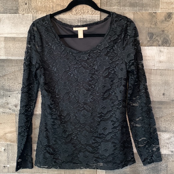 Banana Republic Lace Top - Picture 3 of 13